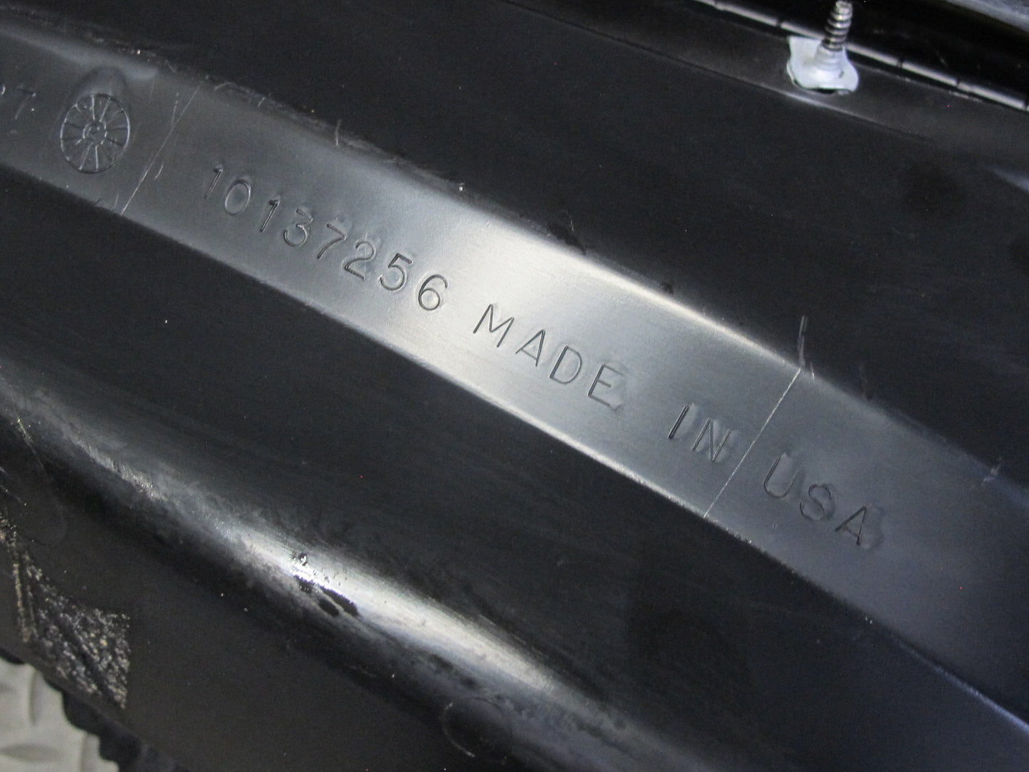 90-93 Chevrolet Corvette C4 Dash Glove Box Compartment Storage 10137256