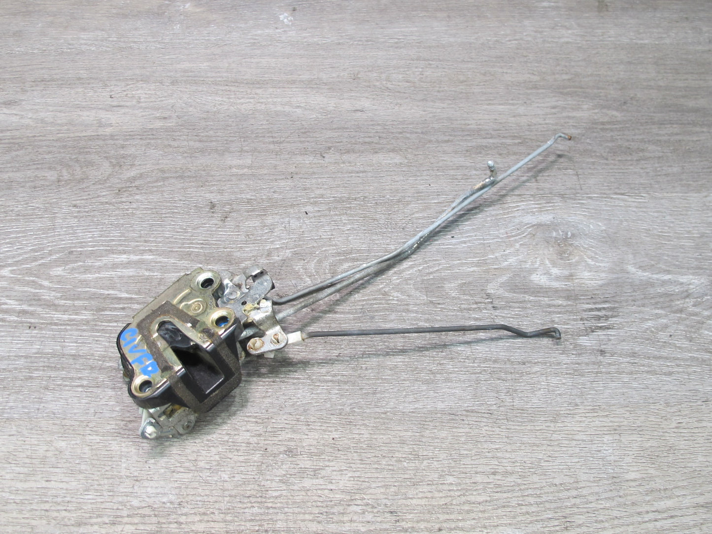 99-01 Isuzu Vehicross Front Right Passenger Door Lock Latch OEM