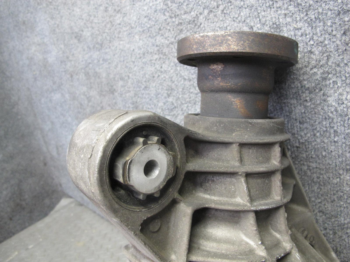 2003-2006 Porsche Cayenne 955 4.5L Turbo Rear Differential Carrier 132K Miles