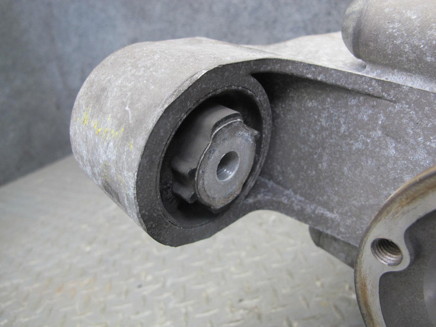 2003-2006 Porsche Cayenne 955 4.5L Turbo Rear Differential Carrier 132K Miles