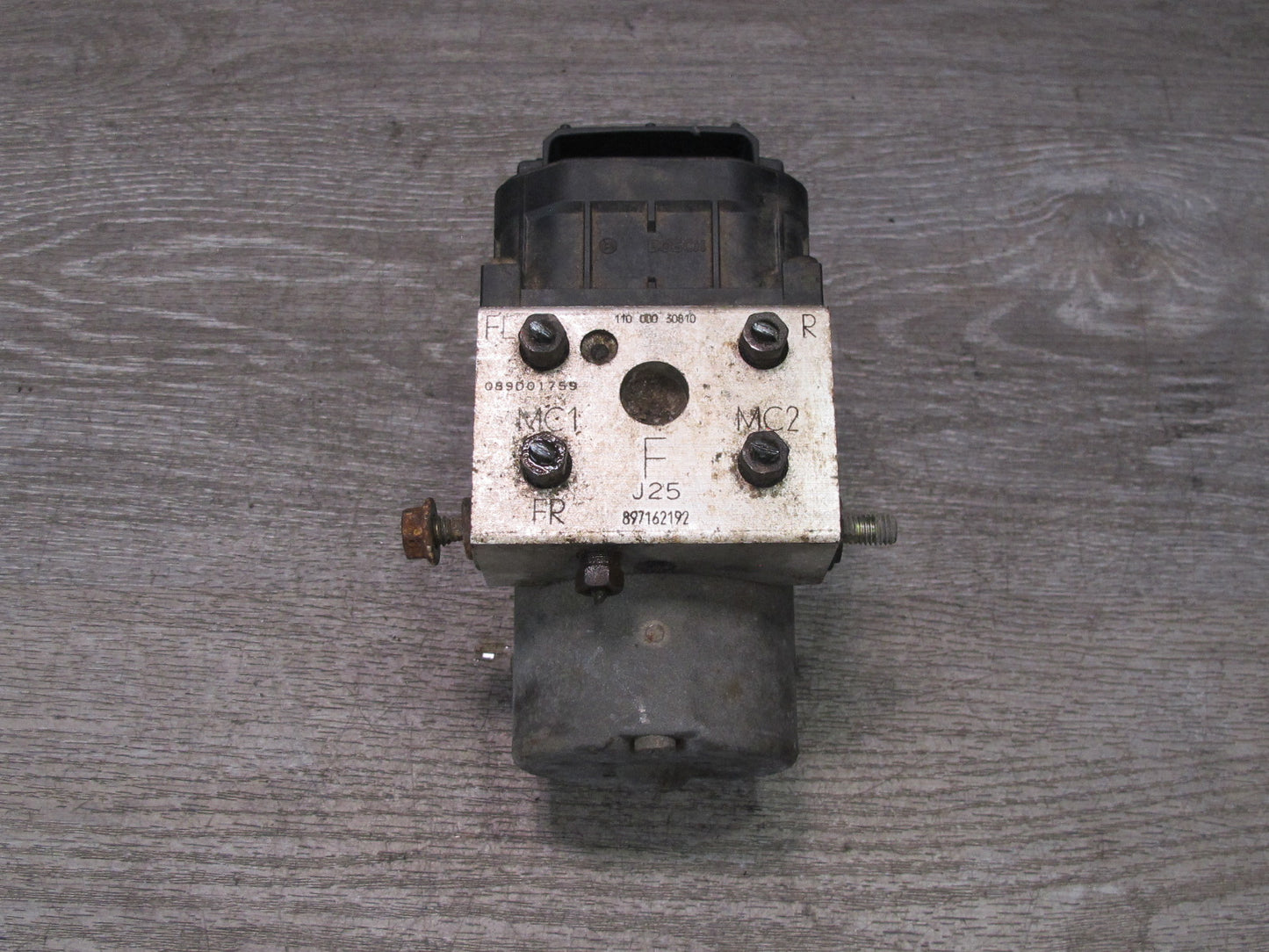 99-01 Isuzu Vehicross Anti Lock Brake ABS Pump Module 897162192 OEM
