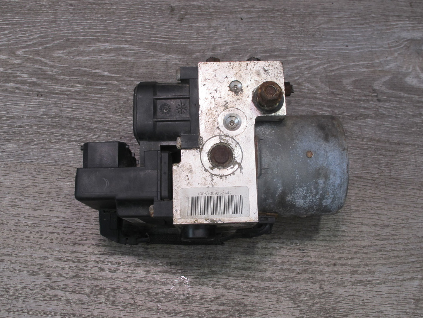 99-01 Isuzu Vehicross Anti Lock Brake ABS Pump Module 897162192 OEM