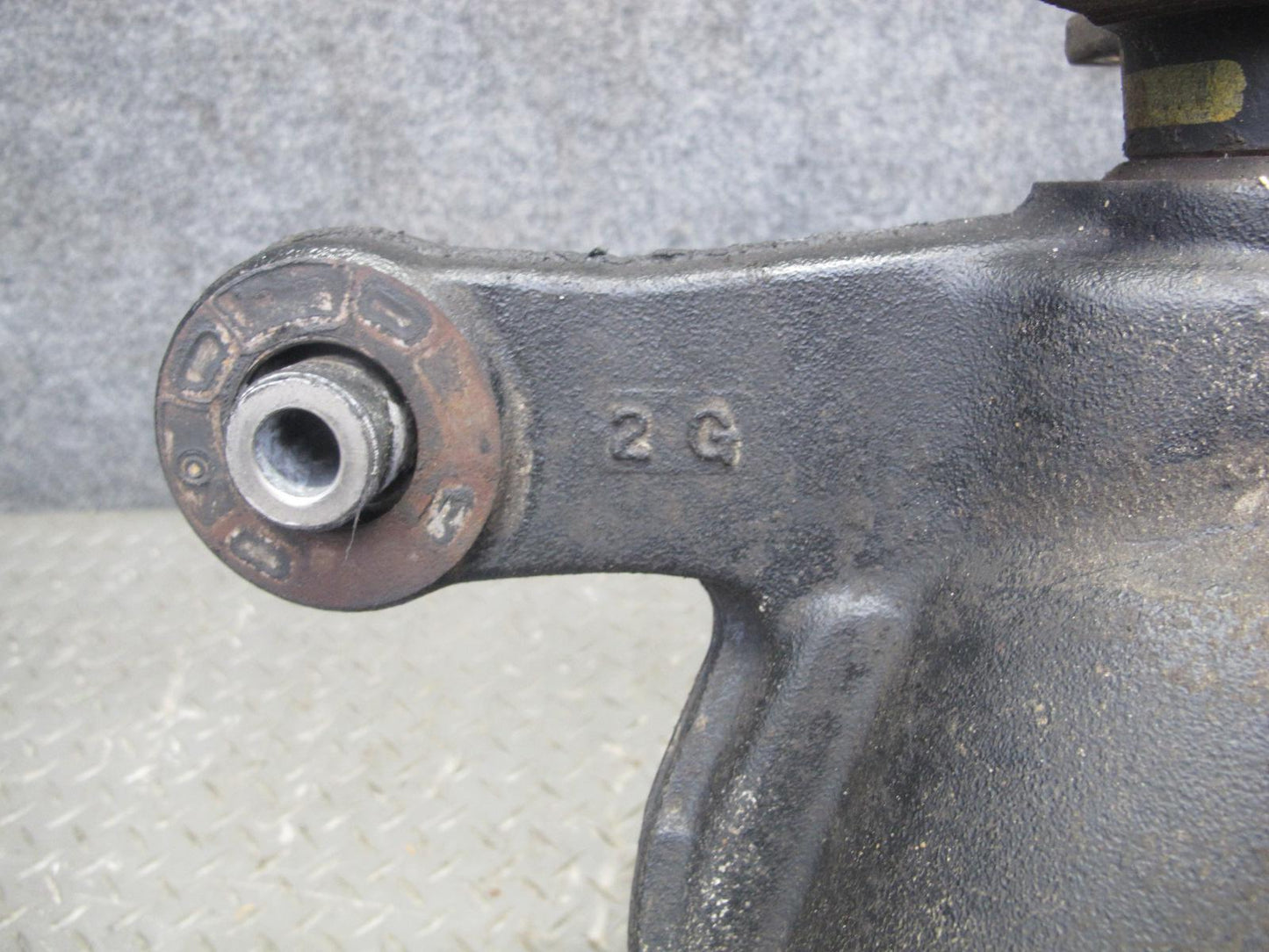 04-06 Lexus UCF30L LS430 Rear Differential Carrier 3.769 Ratio 139k Miles OEM