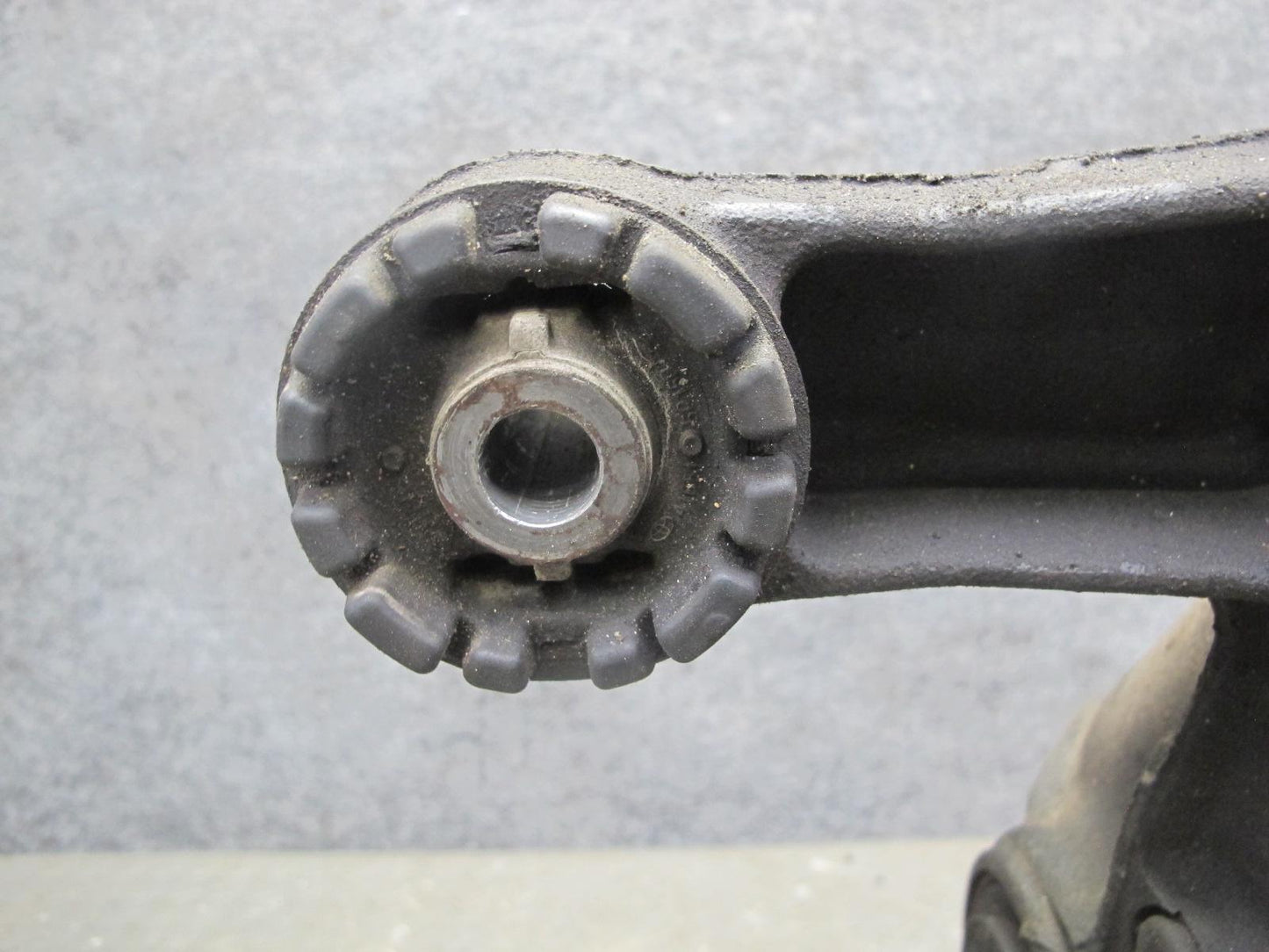 04-06 Lexus UCF30L LS430 Rear Differential Carrier 3.769 Ratio 139k Miles OEM