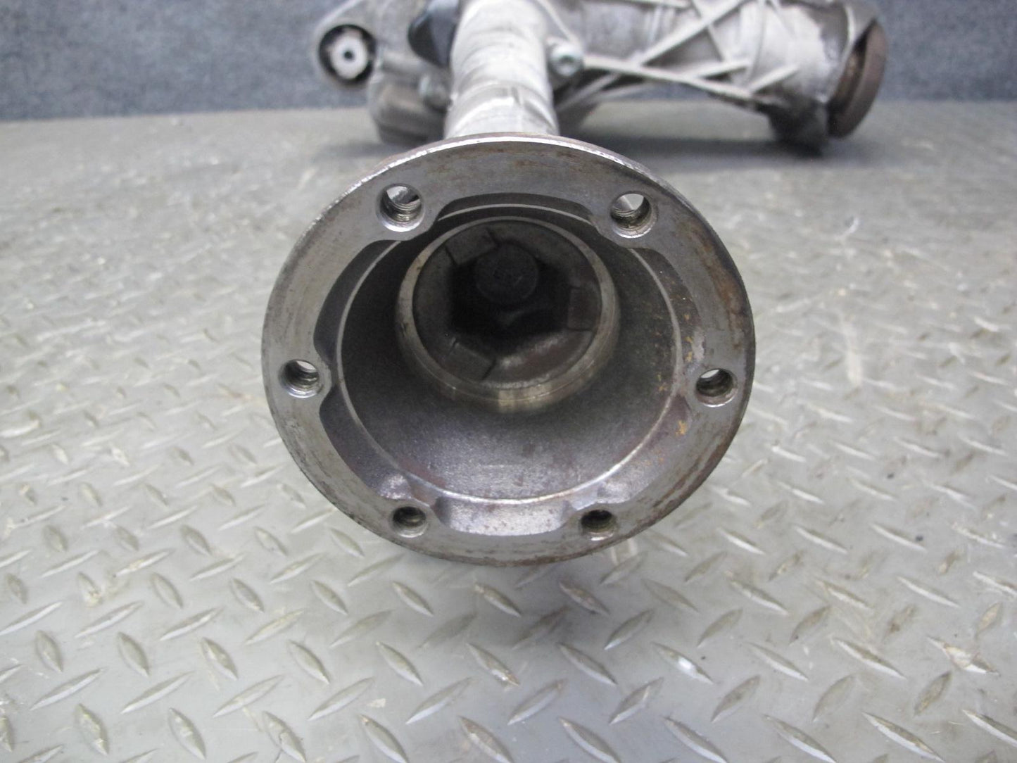 2003-2006 Porsche Cayenne 955 4.5L Turbo Front Differential Carrier 132K Miles