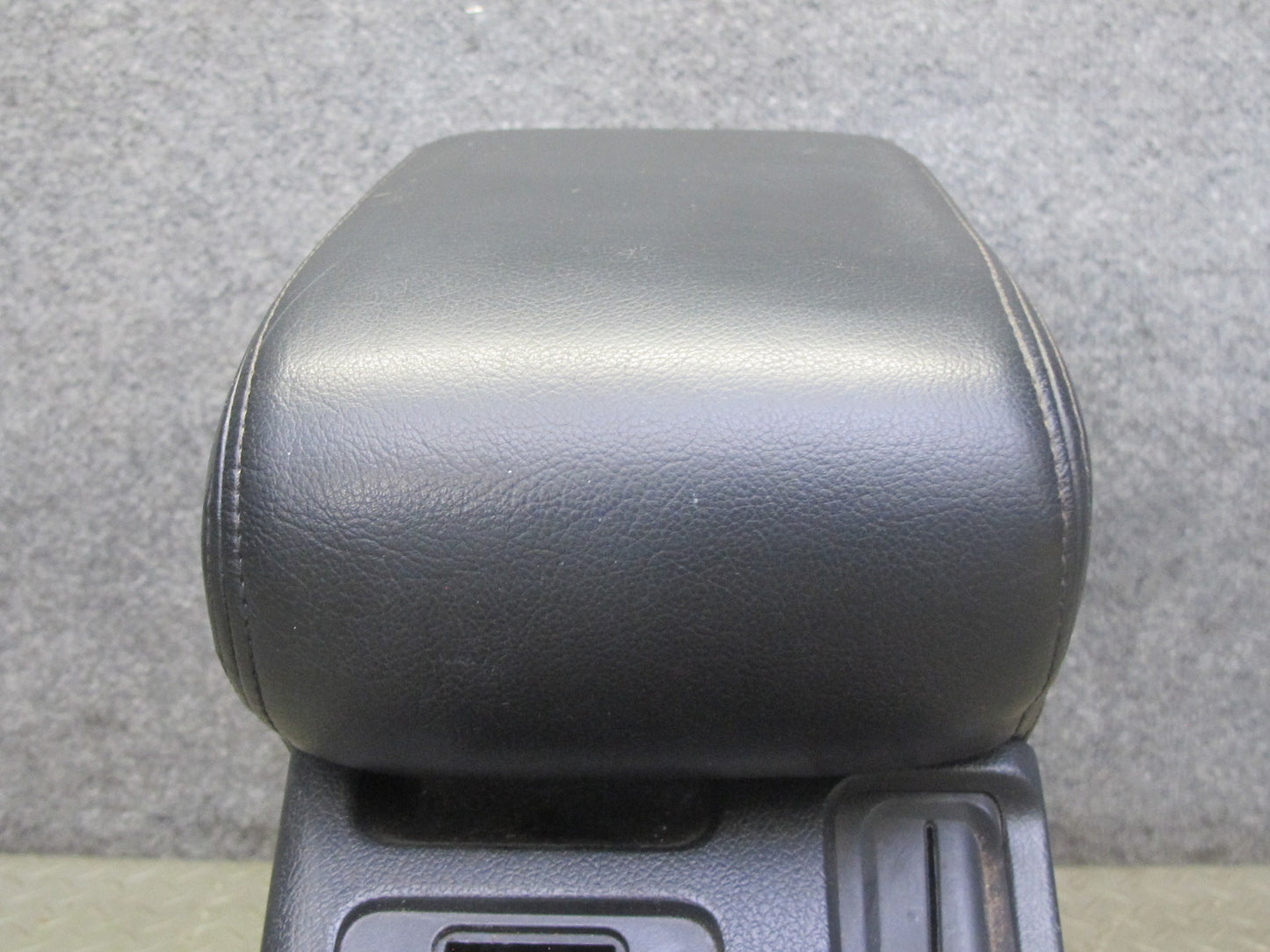 99-01 Isuzu Vehicross Center Console Trim Cover Panel w Armrest Black OEM
