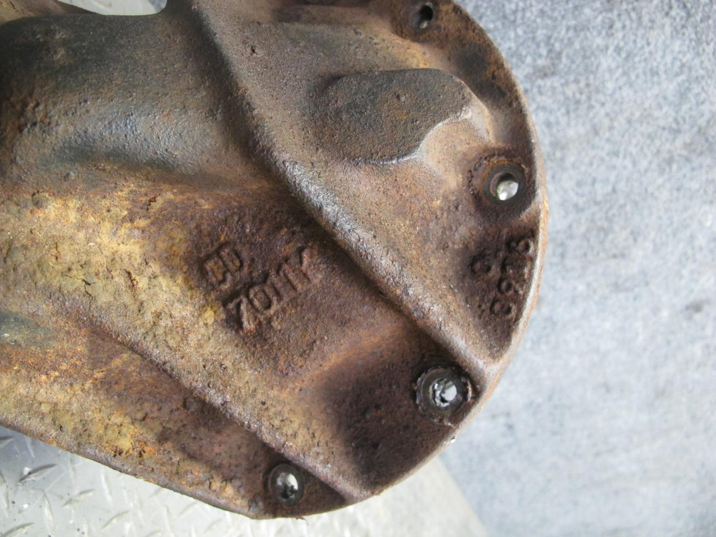 99-01 Isuzu Vehicross LSD Rear Differential Carrier 4.30 Ratio 130K OEM
