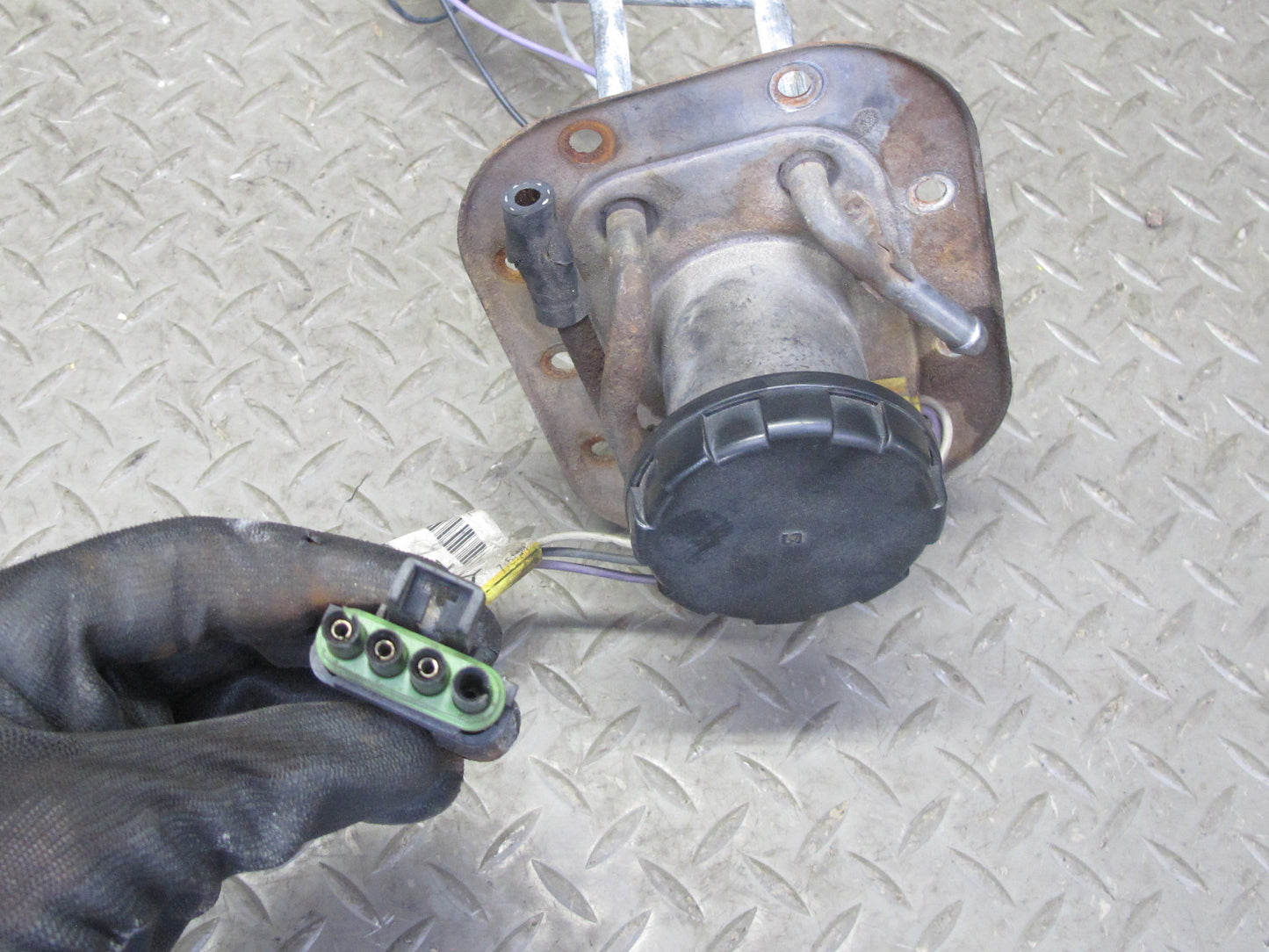 89-96 Chevrolet Corvette C4 Fuel Pump Level Sensor Sending Unit OEM