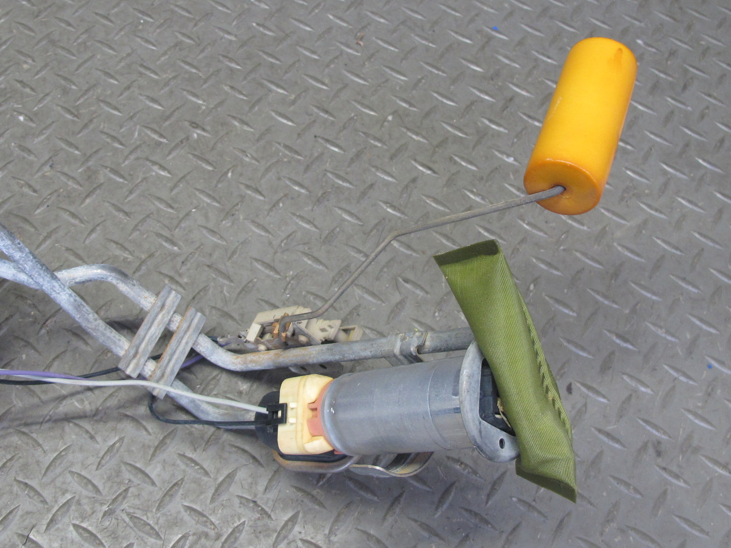 89-96 Chevrolet Corvette C4 Fuel Pump Level Sensor Sending Unit OEM