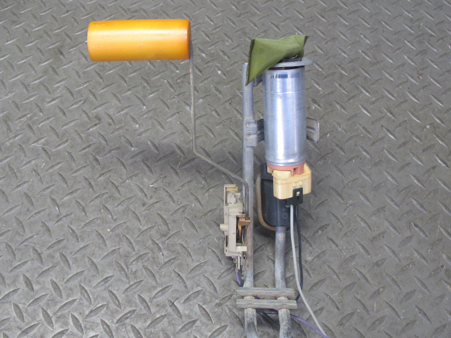 89-96 Chevrolet Corvette C4 Fuel Pump Level Sensor Sending Unit OEM