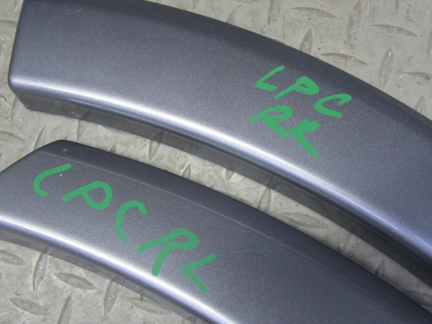 08-10 Porsche Cayenne 957 Set of 8 Rear Wheel Arch Fender Trim Molding