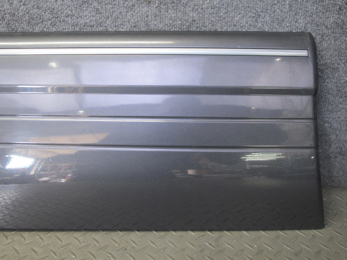 03-07 Lexus LX470 Left Front & Rear Door Fender Lower Trim Molding Set of 4