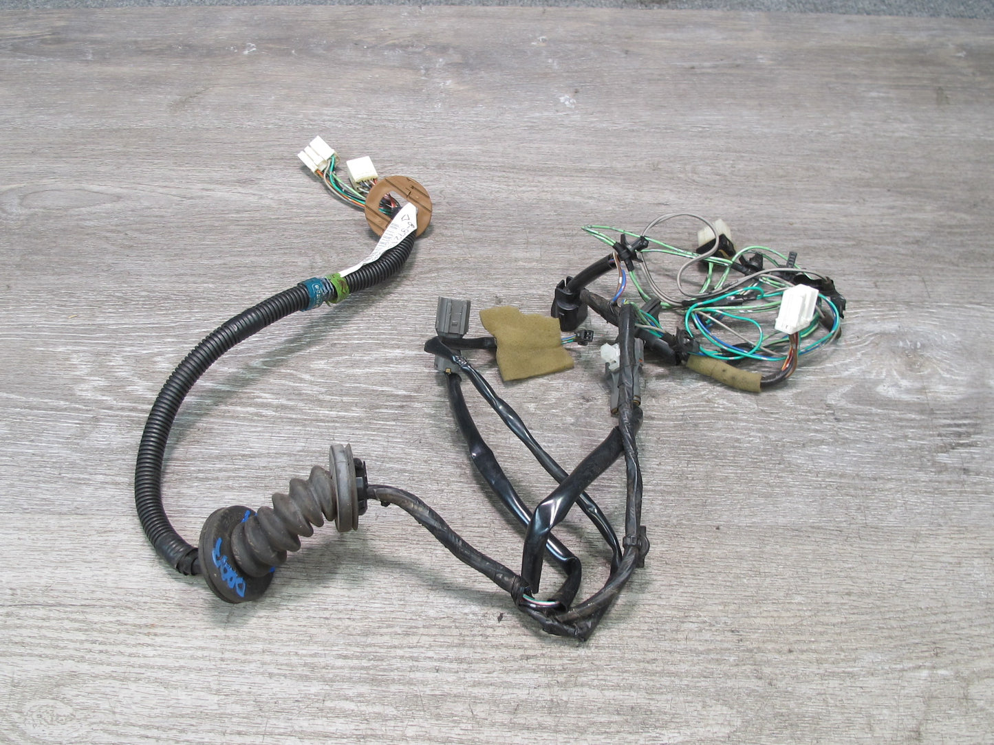 99-01 Isuzu Vehicross Set of 2 Front Left & Right Door Wire Wiring Harness OEM