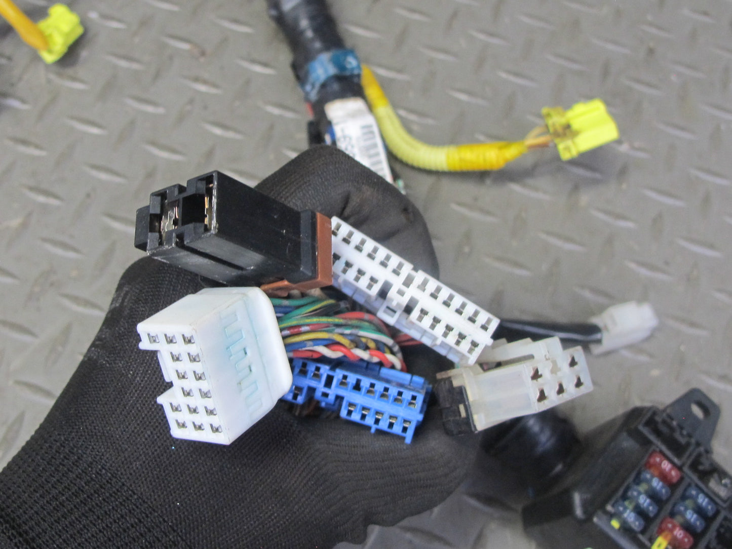 99-01 Isuzu Vehicross Dash Dashboard Wire Wiring Harness w Fuse Box OEM