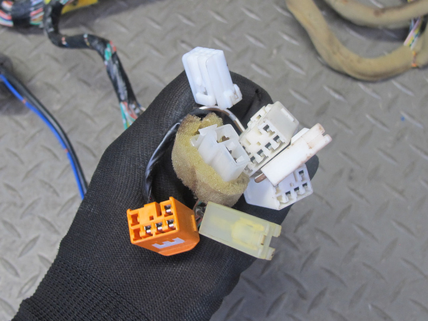 99-01 Isuzu Vehicross Dash Dashboard Wire Wiring Harness w Fuse Box OEM