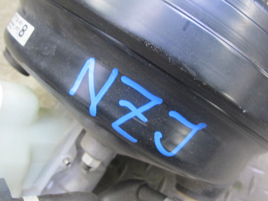 2010 Nissan Z34 370Z Convert Brake Master Cylinder Booster Fluid Reservoir OEM