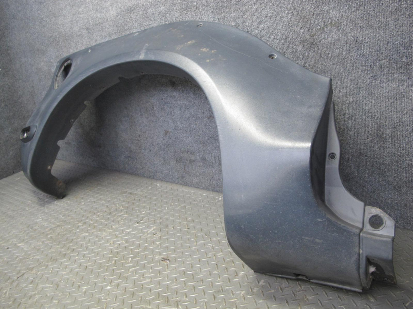 99-01 Isuzu Vehicross Rear Right Quarter Panel Plastic Molding Cover OEM