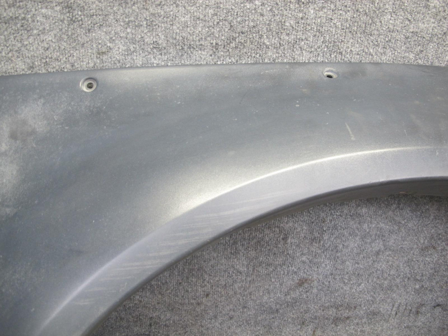 99-01 Isuzu Vehicross Rear Right Quarter Panel Plastic Molding Cover OEM