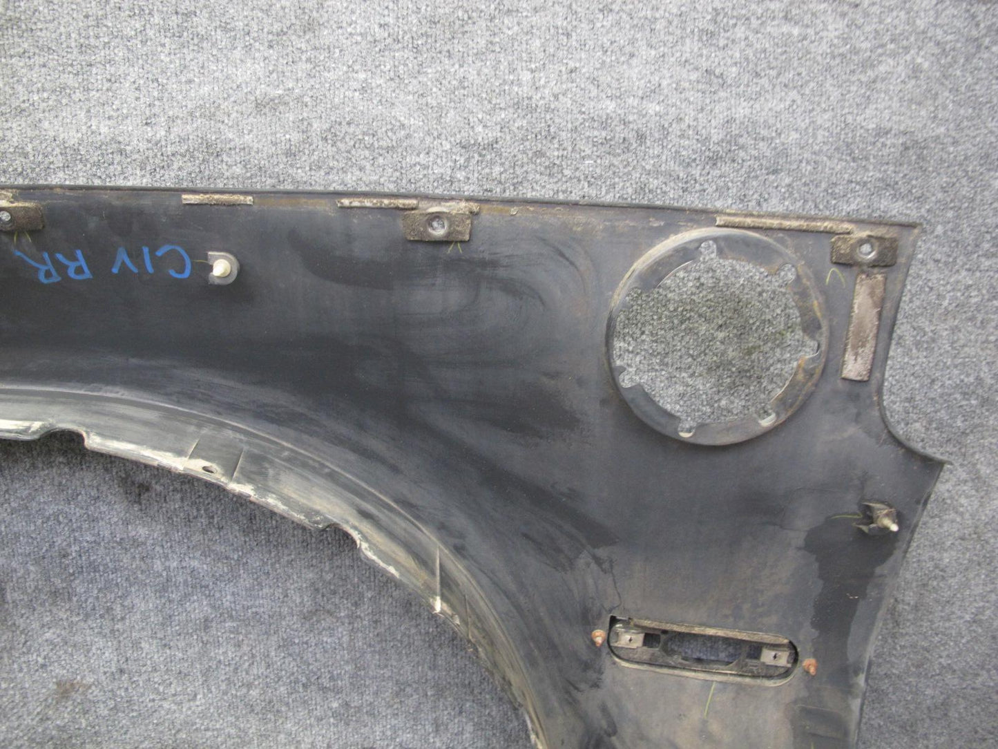 99-01 Isuzu Vehicross Rear Right Quarter Panel Plastic Molding Cover OEM