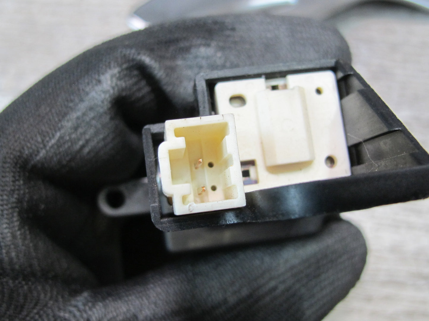 09-20 Nissan 370Z Z34 Right Steering Shift Paddle Switch OEM