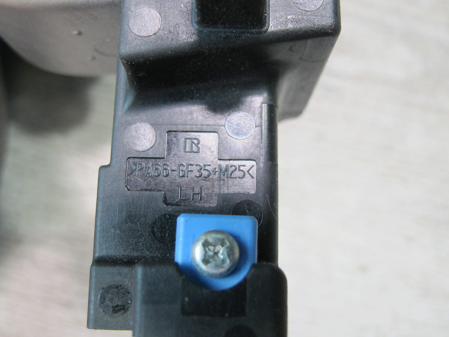 09-20 Nissan 370Z Z34 Left Steering Shift Paddle Switch OEM