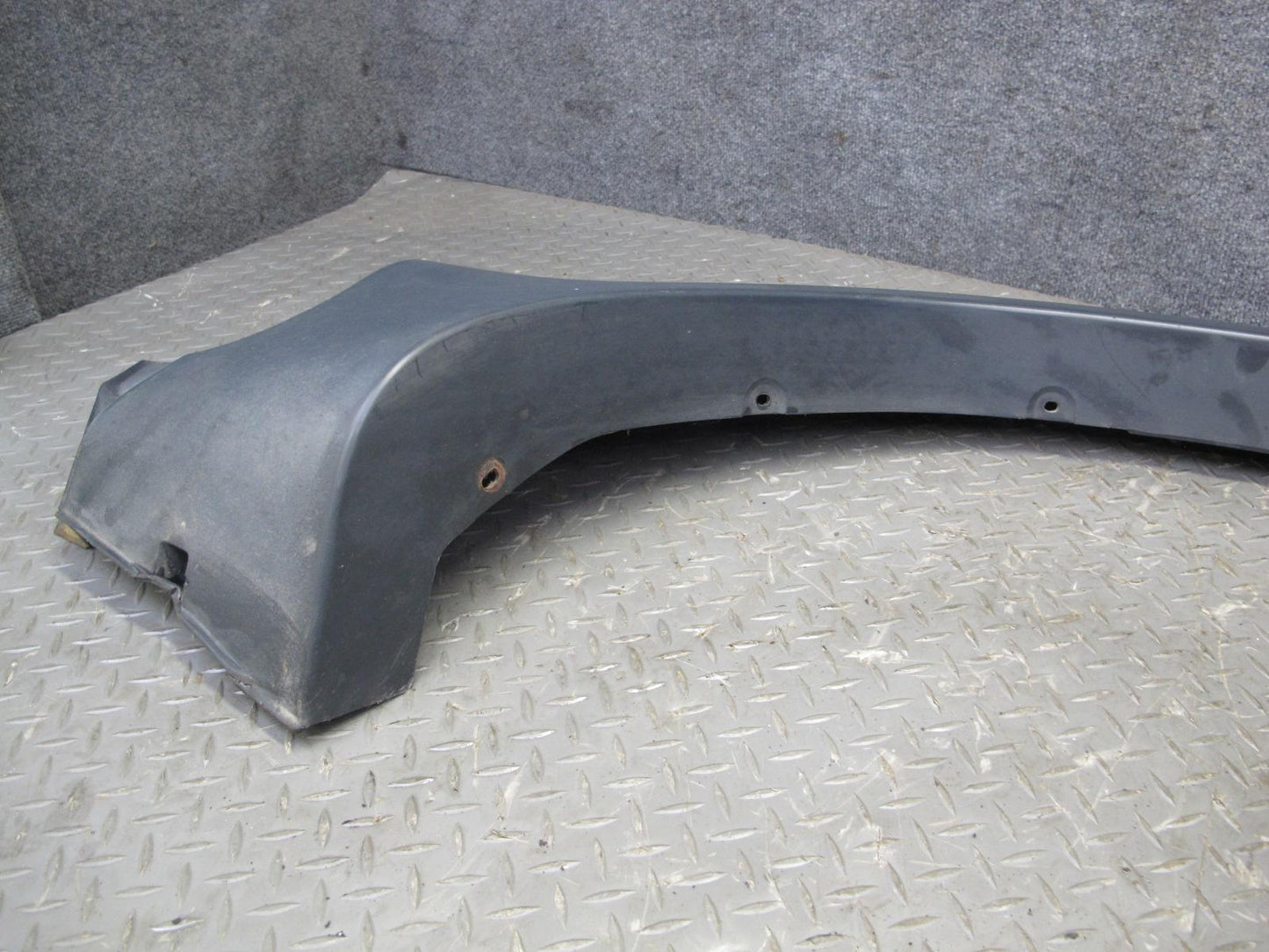 99-01 Isuzu Vehicross Rear Left Quarter Panel Plastic Molding Cover OEM