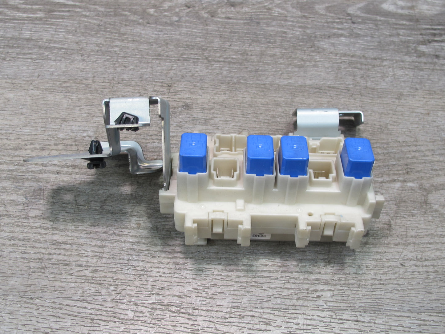 09-10 Nissan Z34 370Z Interior Under Dash Fuse Relay Box Module OEM