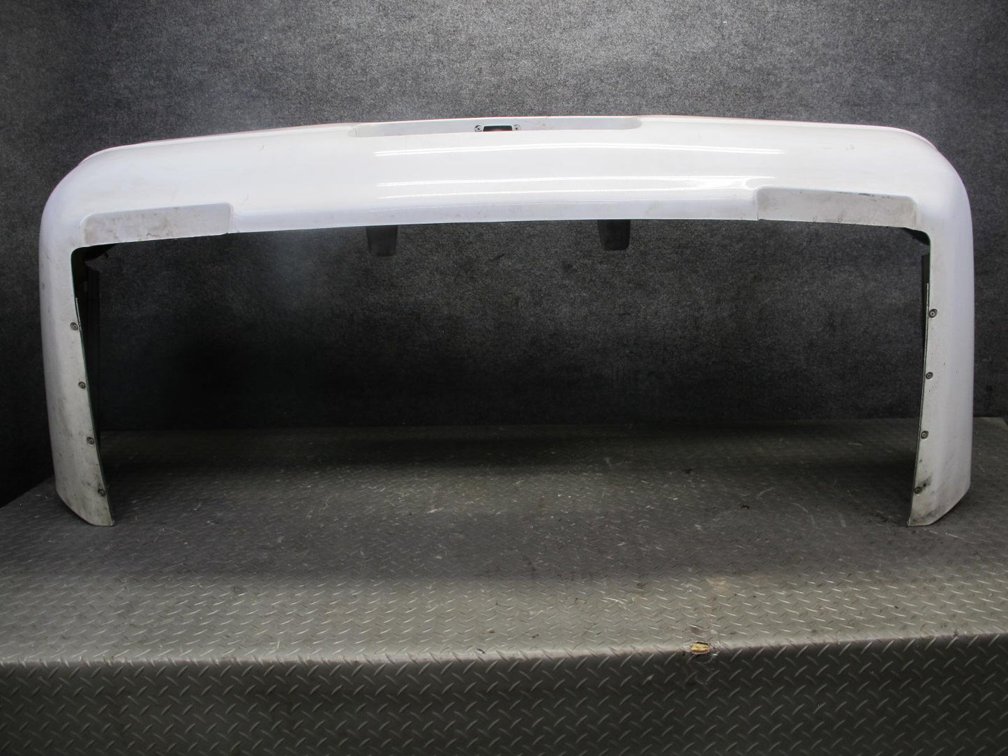 91-96 Chevrolet Corvette C4 Rear Bumper Cover Artic White OEM