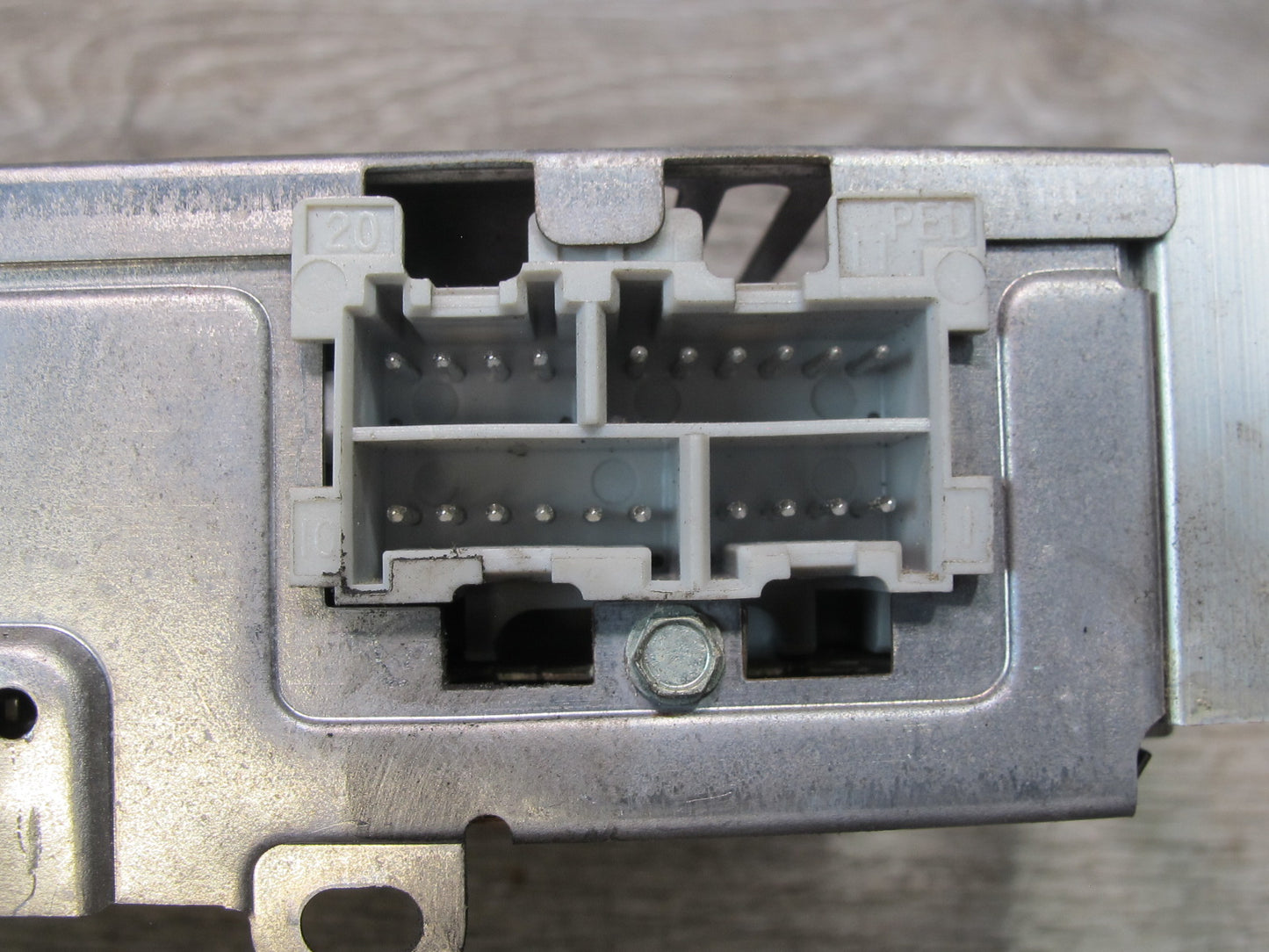 91-96 Chevrolet Corvette C4 Radio Tuner Box Receiver Module 16145221 OEM