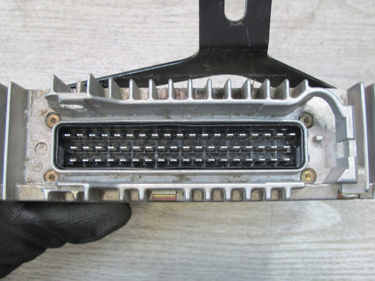 92-94 Chevrolet Corvette C4 Anti Lock Brake ABS Control Module 0265106046 OEM