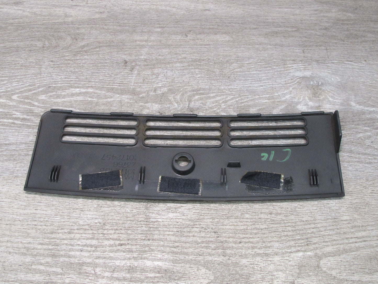 90-96 Chevrolet Corvette C4 Dash Center Defrost Air Vent Trim Grille OEM