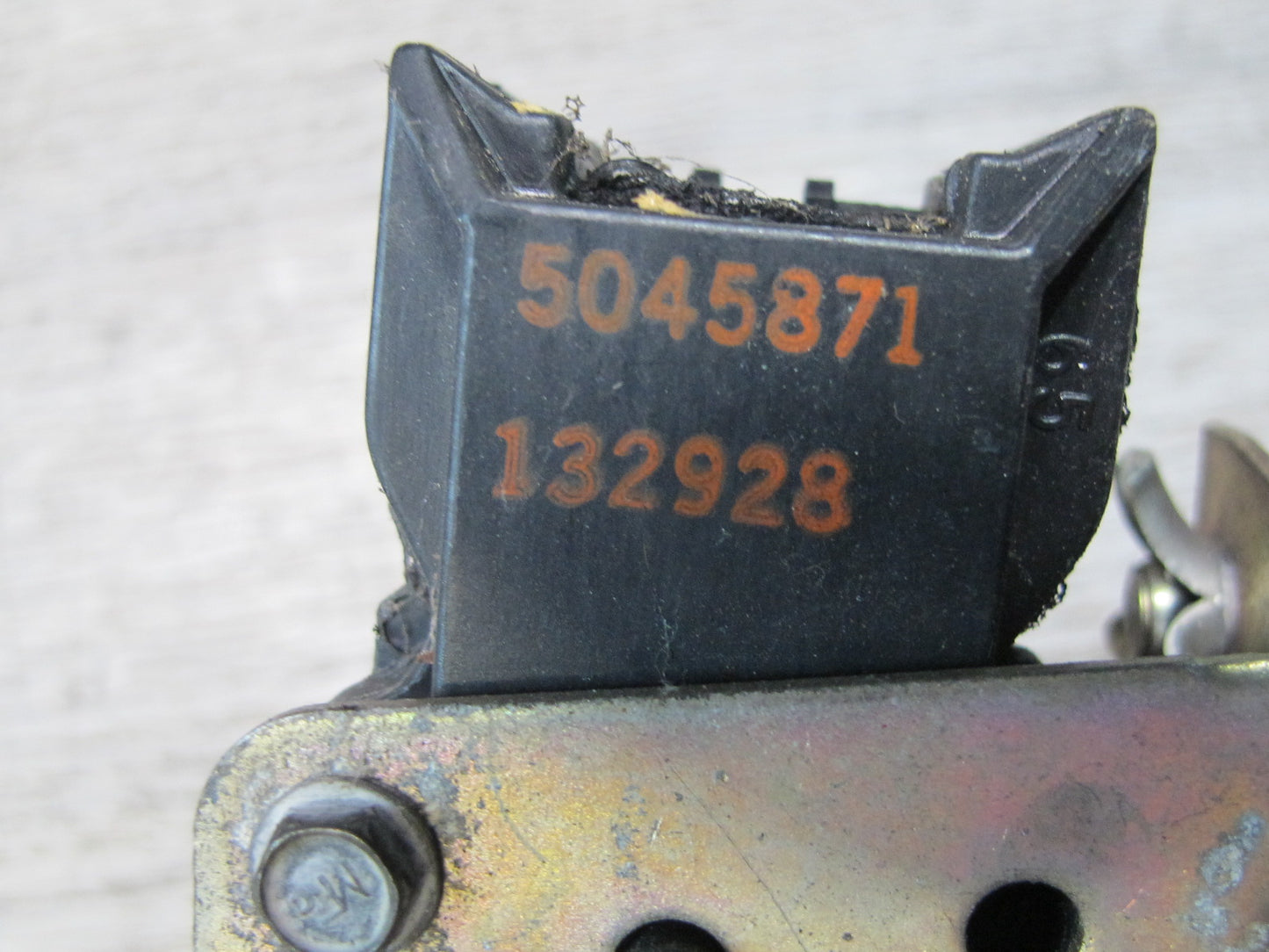 84-93 Chevrolet Corvette C4 Right Door Central Lock Actuator Motor OEM