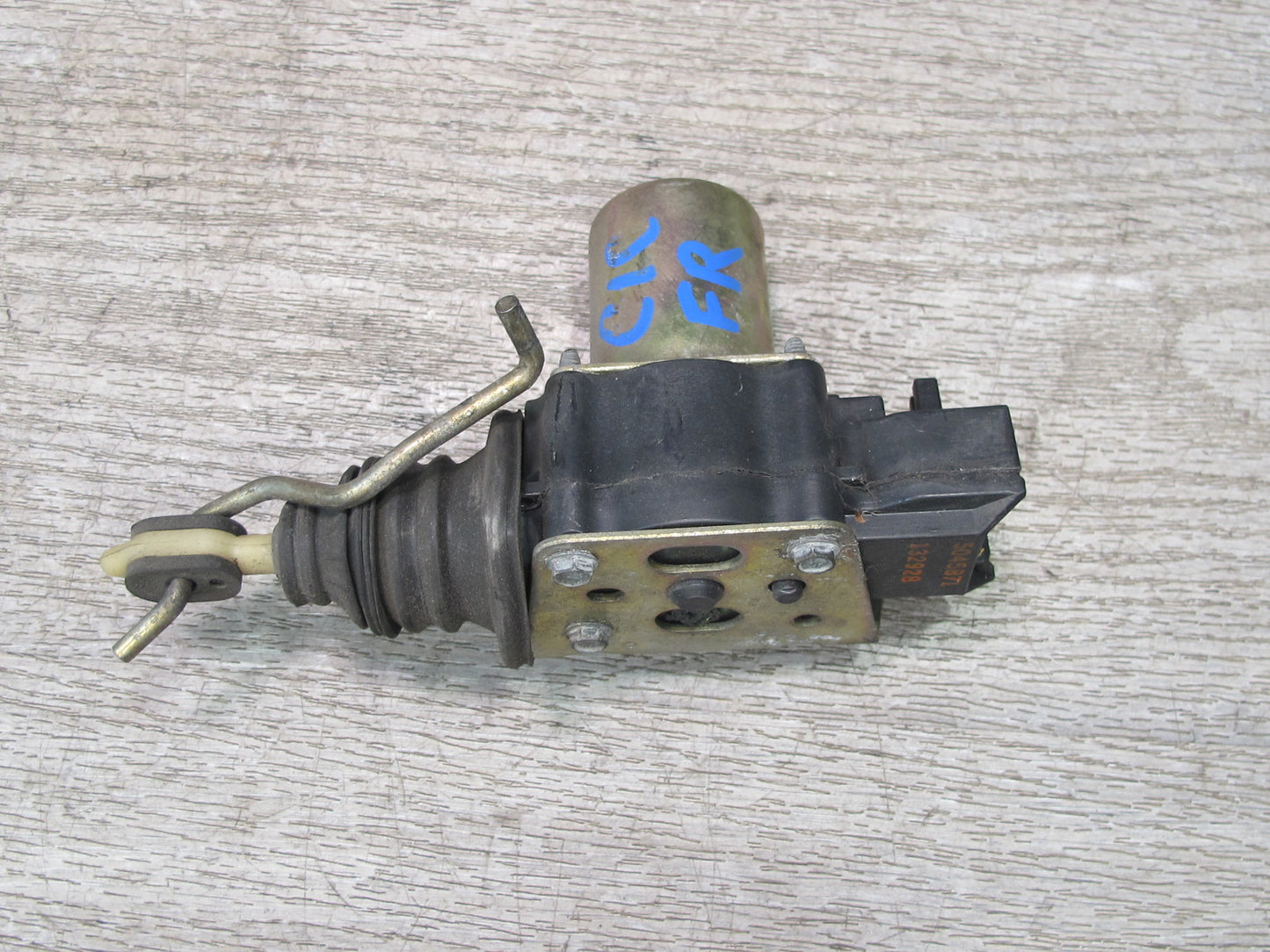 84-93 Chevrolet Corvette C4 Right Door Central Lock Actuator Motor OEM