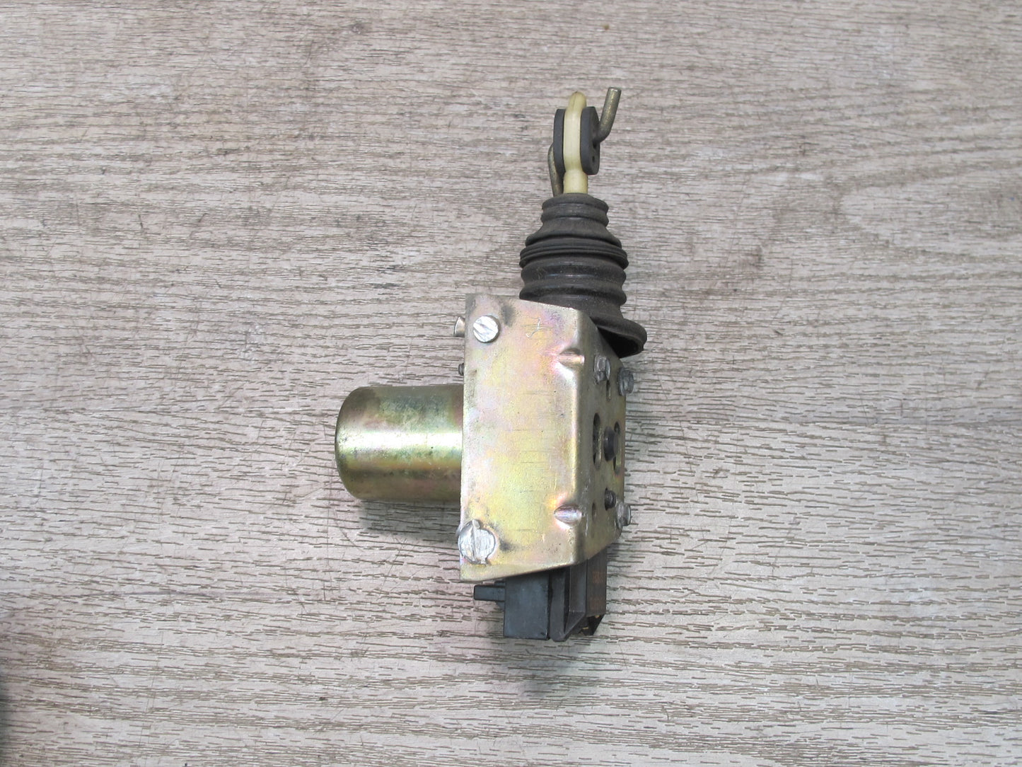 84-93 Chevrolet Corvette C4 Right Door Central Lock Actuator Motor OEM