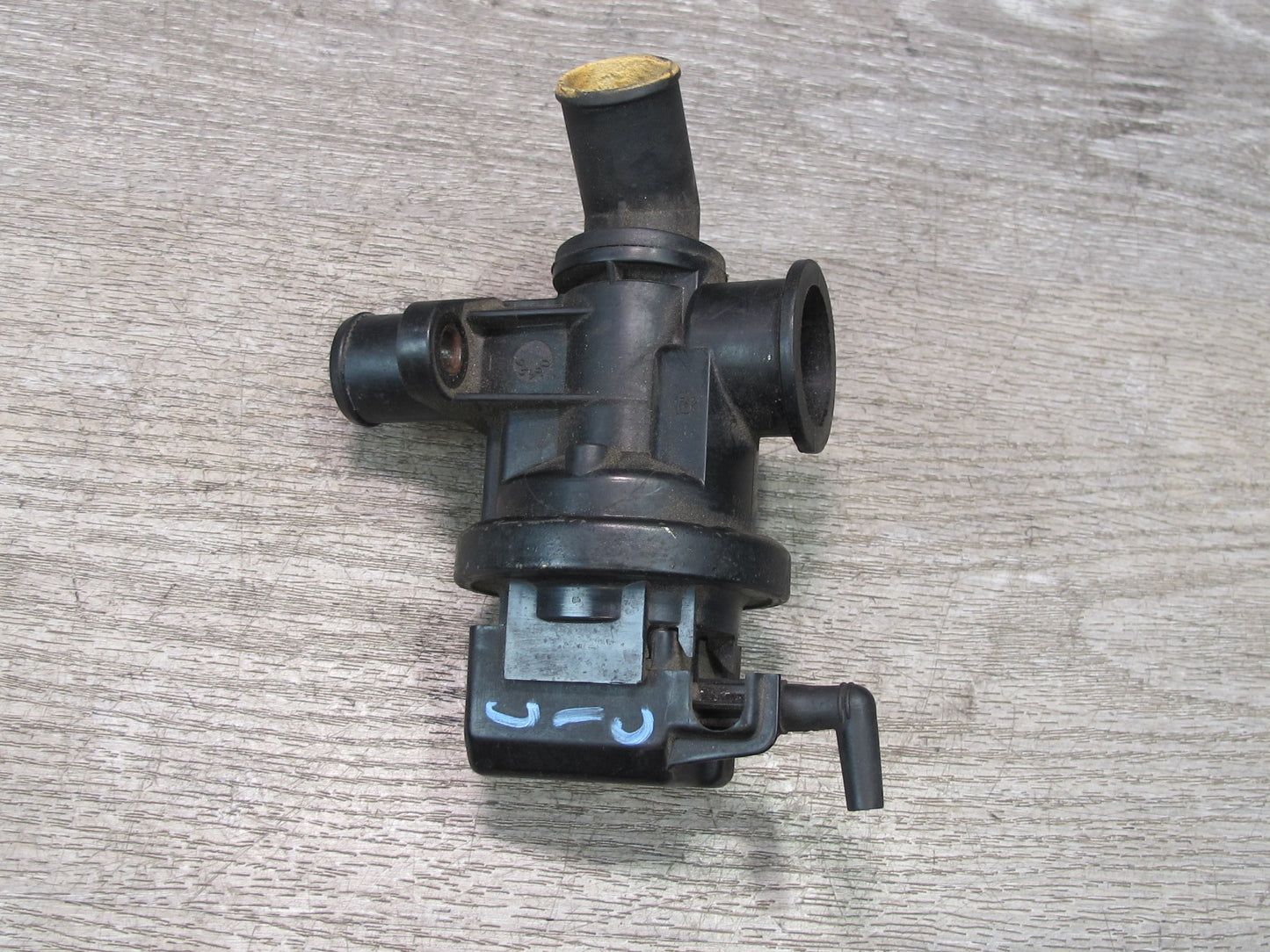 92-93 Chevrolet Corvette C4 Secondary Smog Air Injection Pump OEM