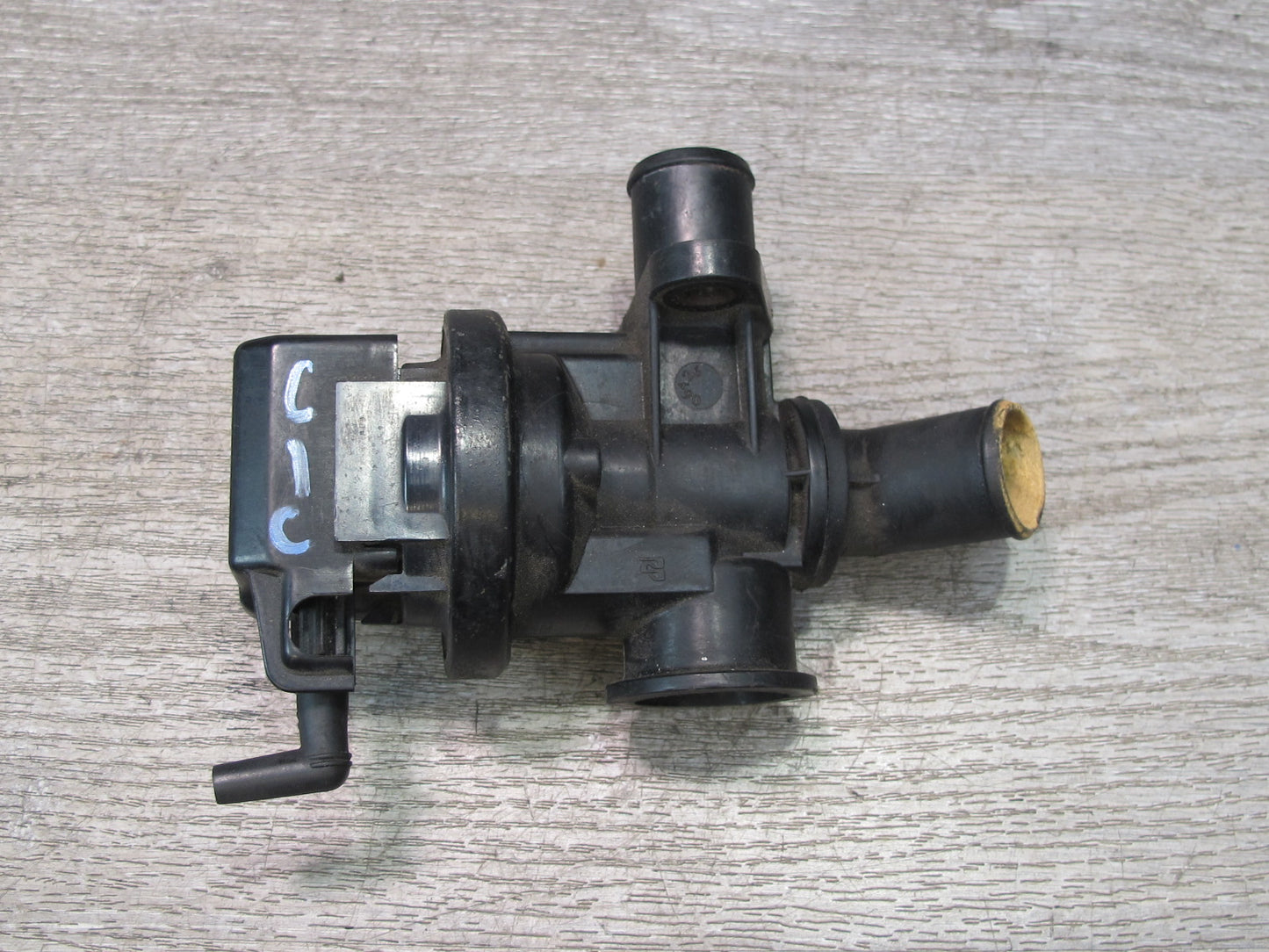 92-93 Chevrolet Corvette C4 Secondary Smog Air Injection Pump OEM