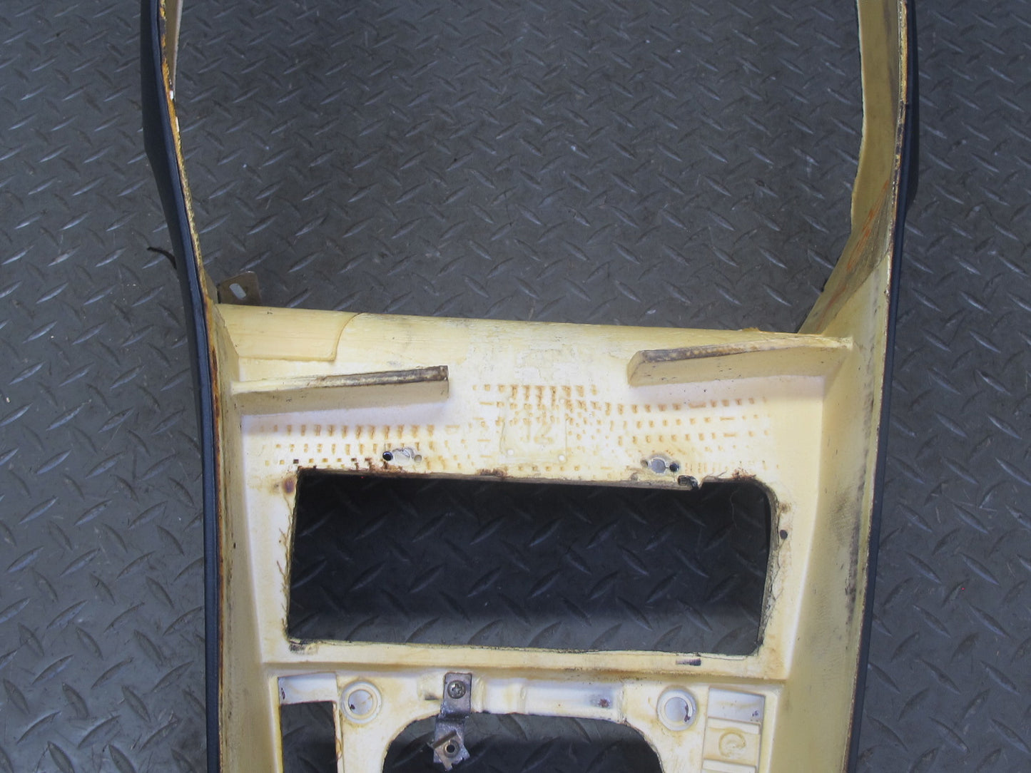 87-91 BMW E30 325i Convertible Front Center Console Panel 5 Hole Black OEM