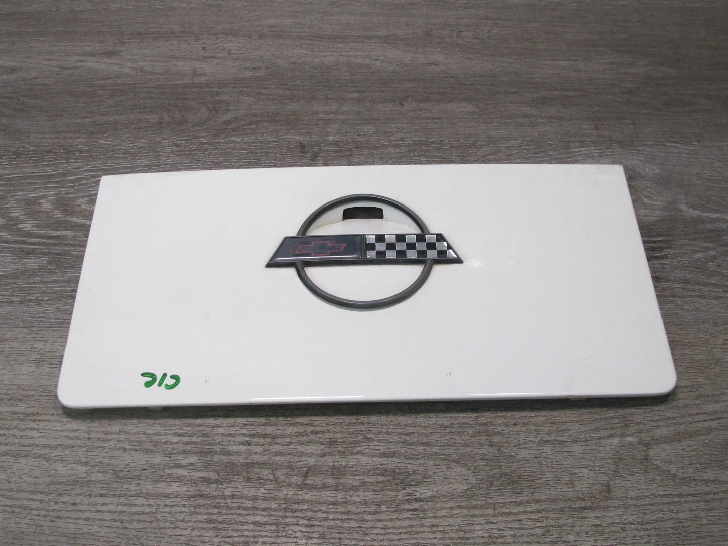 91-96 Chevrolet Corvette C4 Fuel Door Lid Cover w Emblem Logo OEM