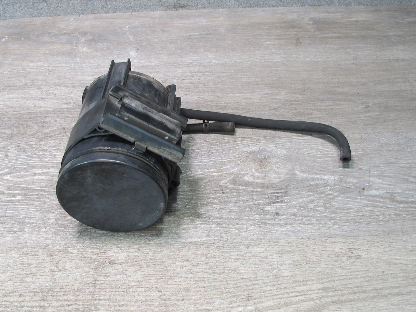 91-96 Chevrolet Corvette C4 Fuel Evap Vapor Charcoal Canister Purge Valve OEM