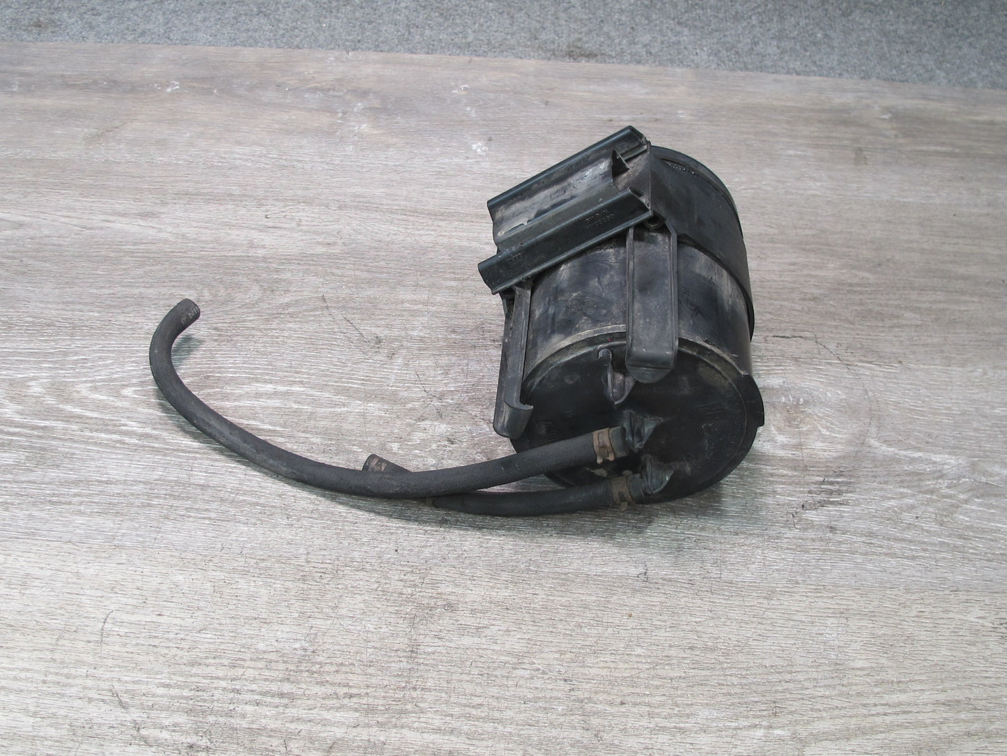 91-96 Chevrolet Corvette C4 Fuel Evap Vapor Charcoal Canister Purge Valve OEM