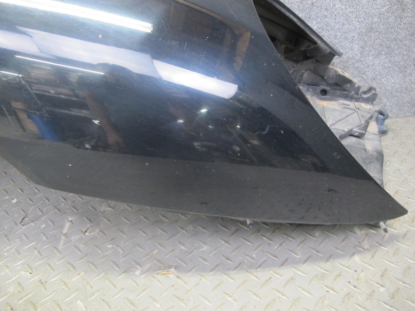 2001-2005 Porsche 911 996 Front Right Passenger Side Fender Panel Shell Cover