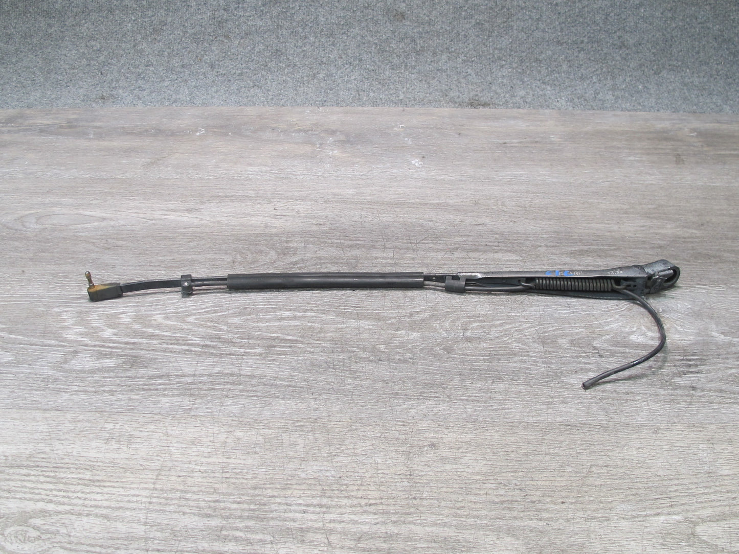 84-94 Chevrolet Corvette C4 Set of 2 Front Left & Right Windshield Wiper Arm OEM