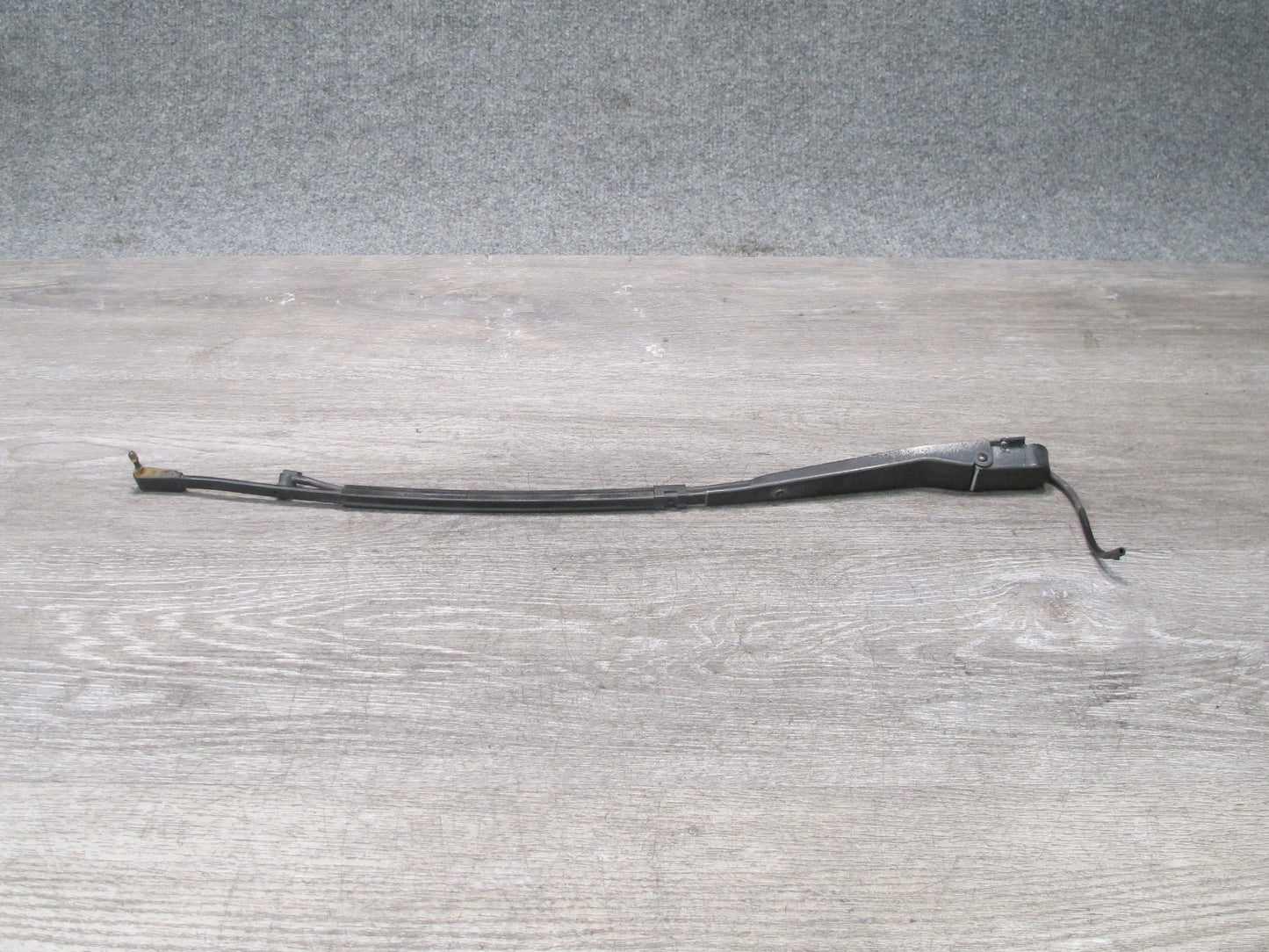 84-94 Chevrolet Corvette C4 Set of 2 Front Left & Right Windshield Wiper Arm OEM
