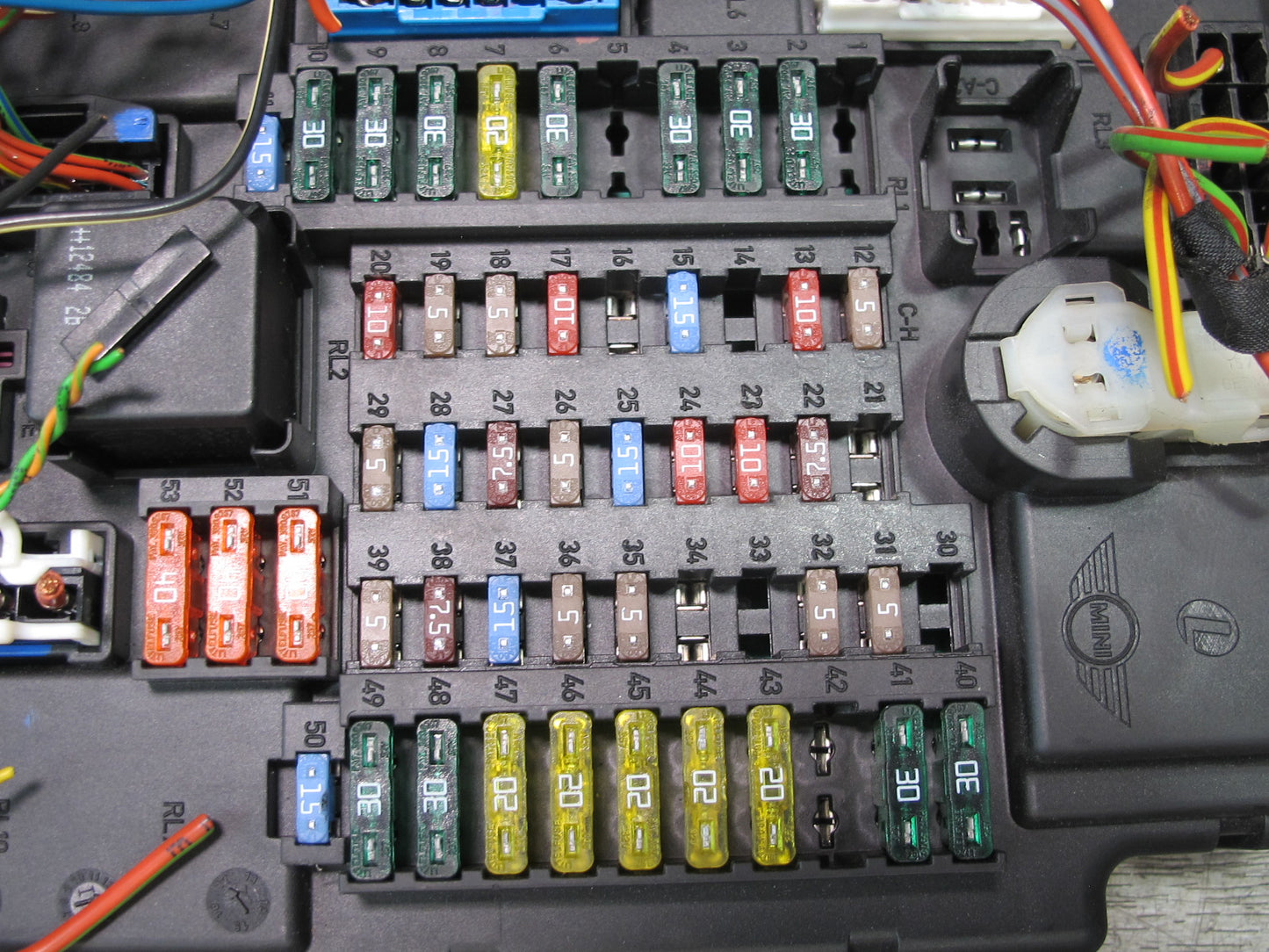 11-13 Mini Cooper R60 Countryman Interior Fuse Relay Box Module 9809381 OEM
