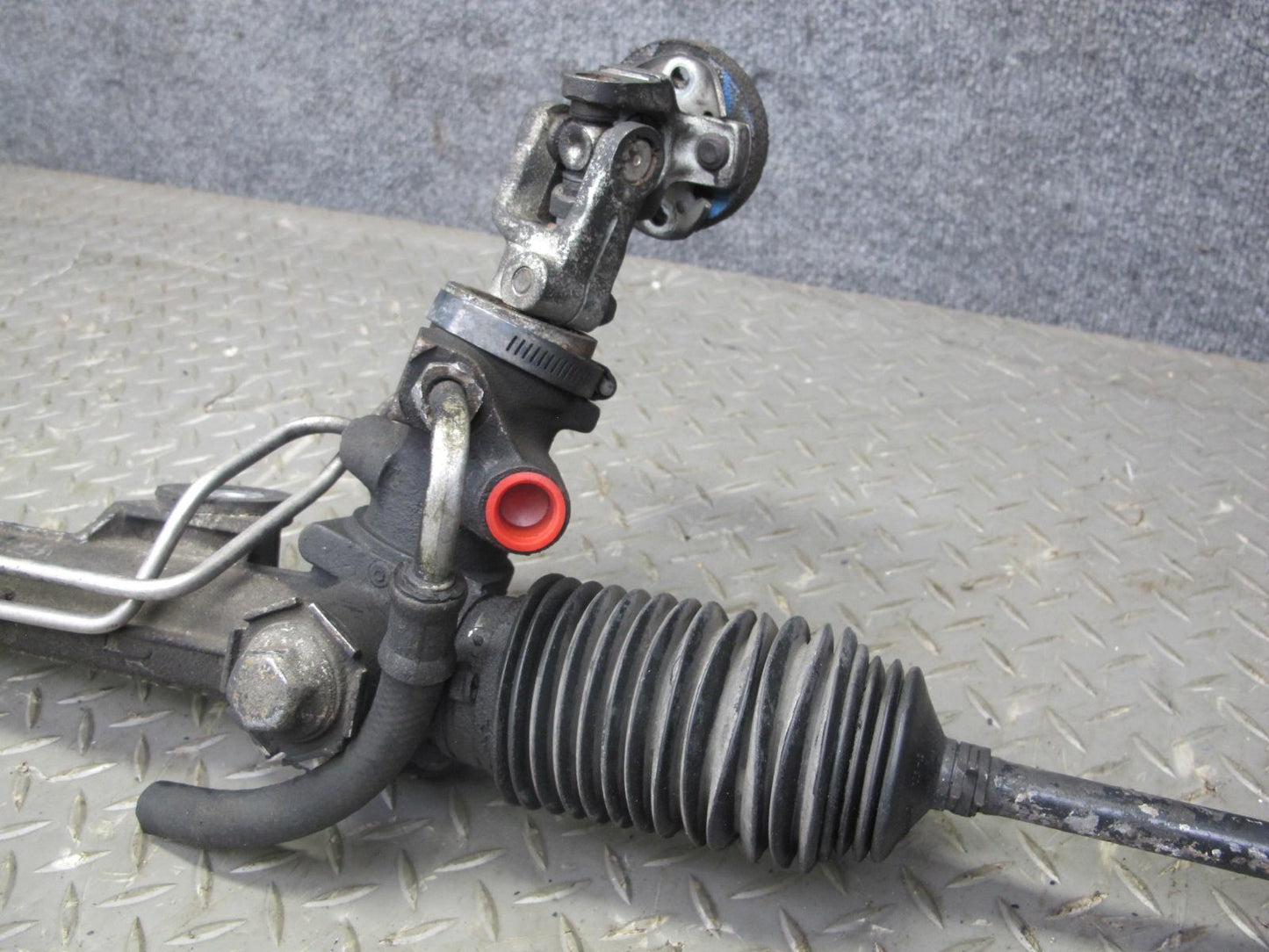 89-96 Chevrolet Corvette C4 Power Steering Gear Rack & Pinion OEM
