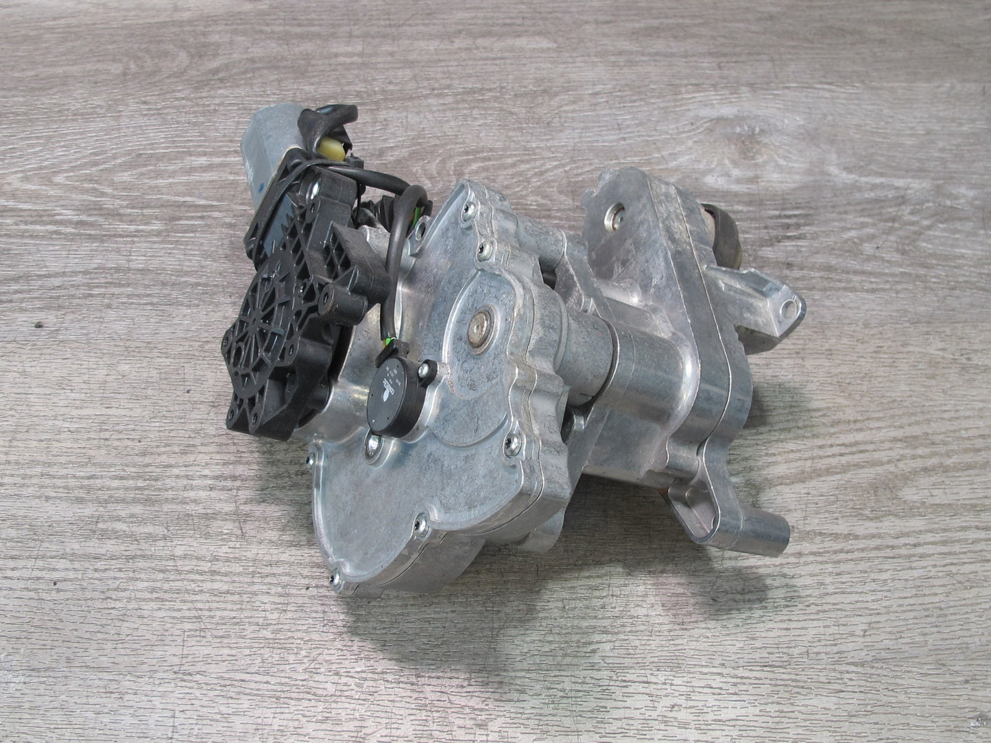 07-17 Bentley Continental GTC Rear Trunk Power Deck Lid Lift Actuator Motor