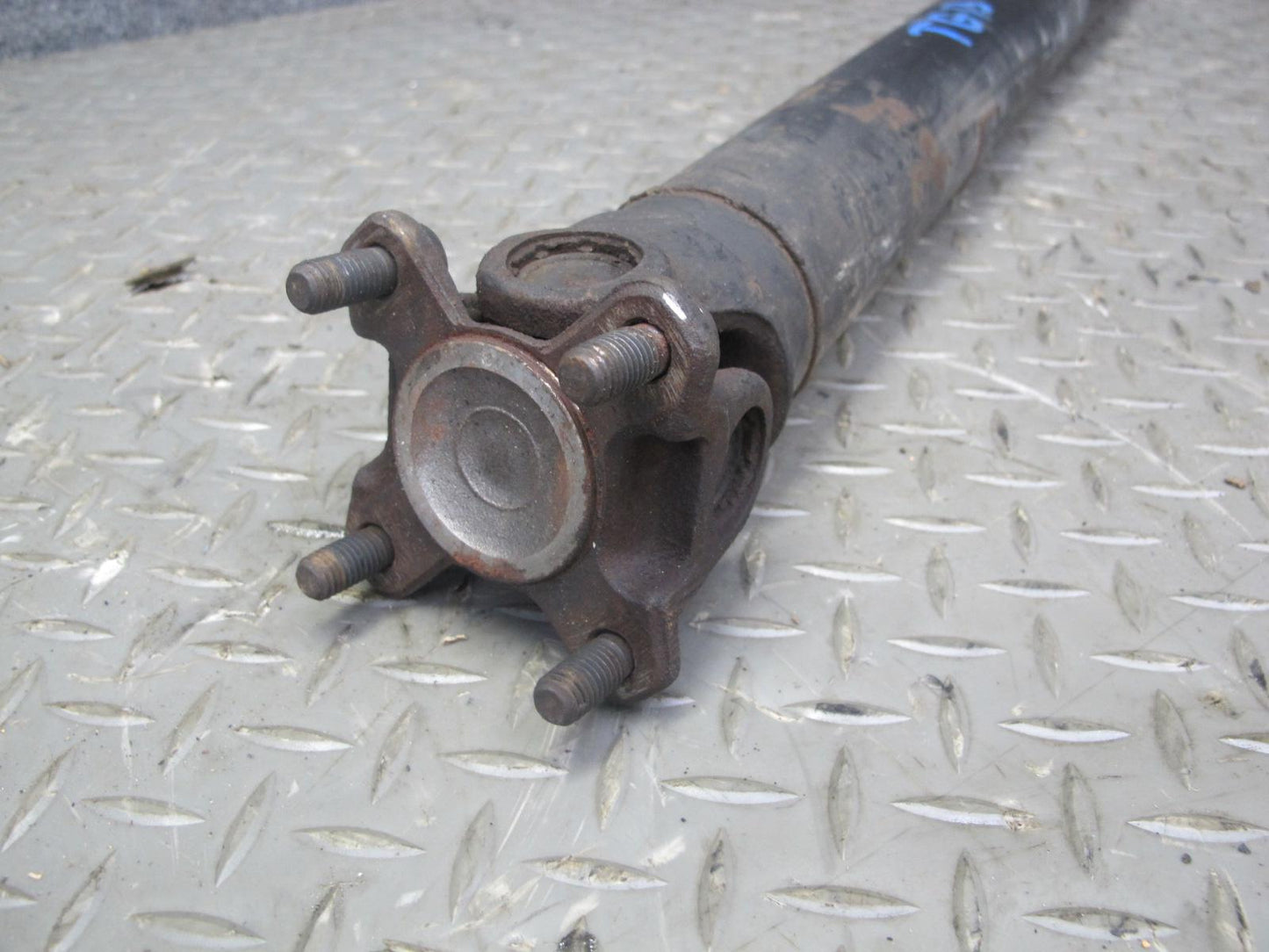 88-91 BMW E30 325i RWD A/T Rear Drive Shaft Driveshaft 145K Miles OEM