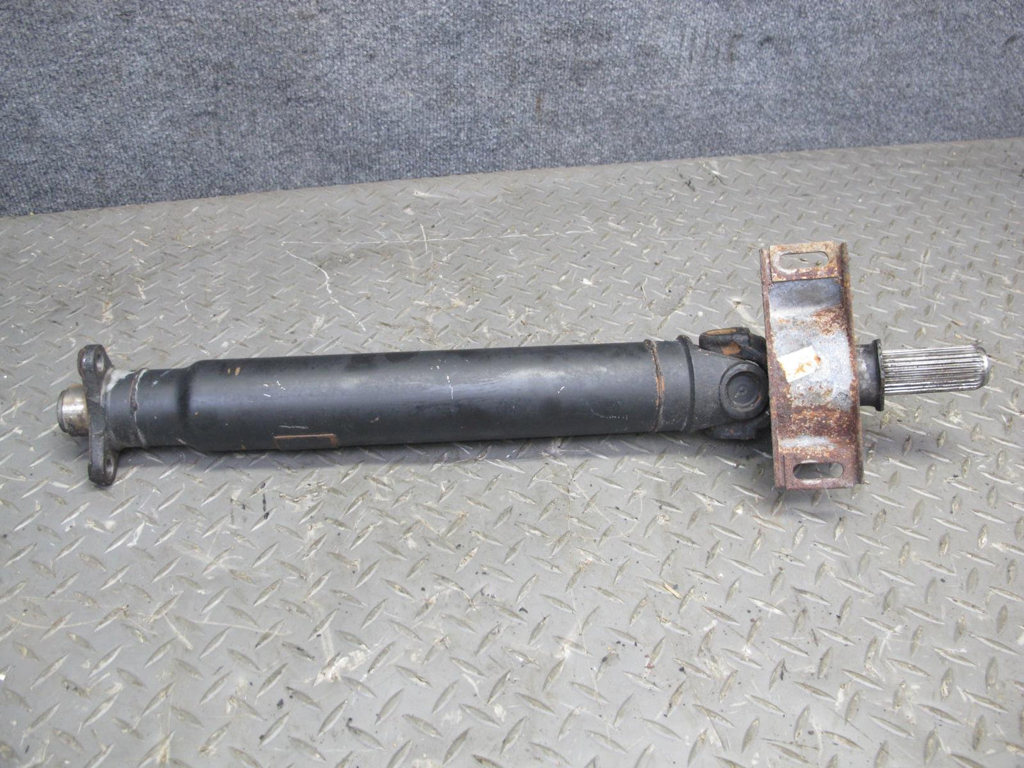 88-91 BMW E30 325i RWD A/T Rear Drive Shaft Driveshaft 145K Miles OEM
