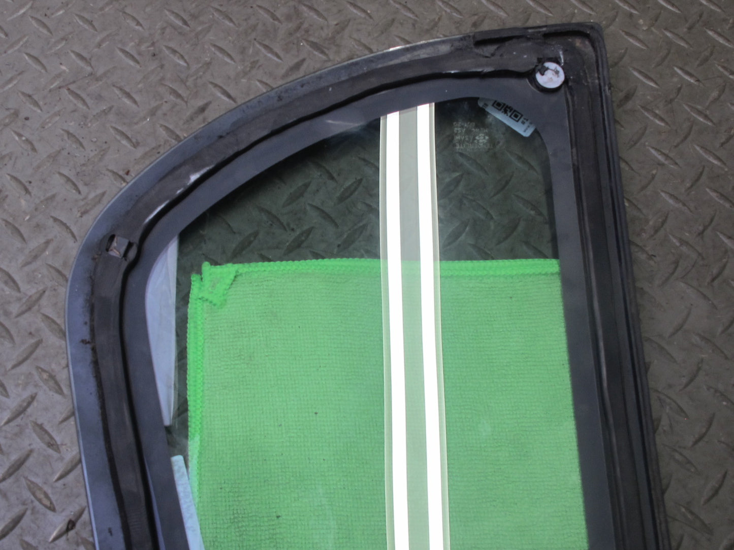 99-01 Isuzu Vehicross Rear Right Quarter Glass Window OEM