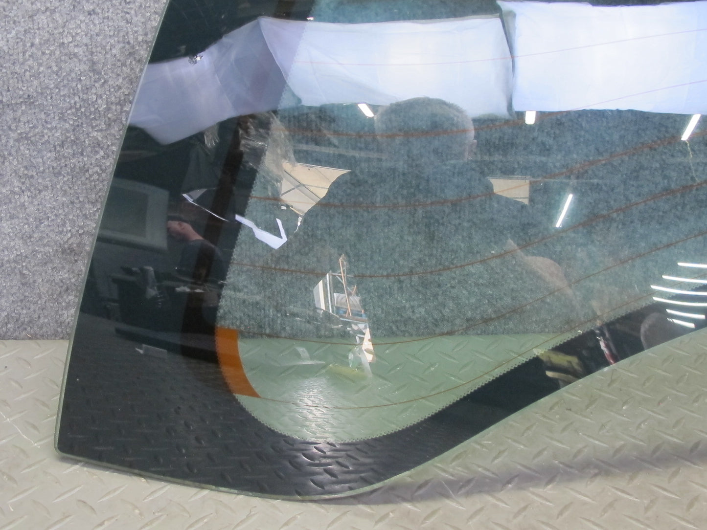99-01 Isuzu Vehicross Rear Tailgate Trunk Gate Glass Window OEM